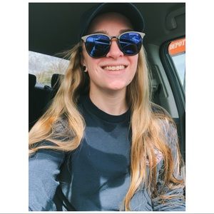 Meet your Posher, Sara